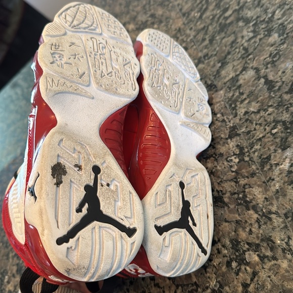 Jordan retro 9 Kids' Red and White Sneakers 5.5Y - Picture 8 of 11